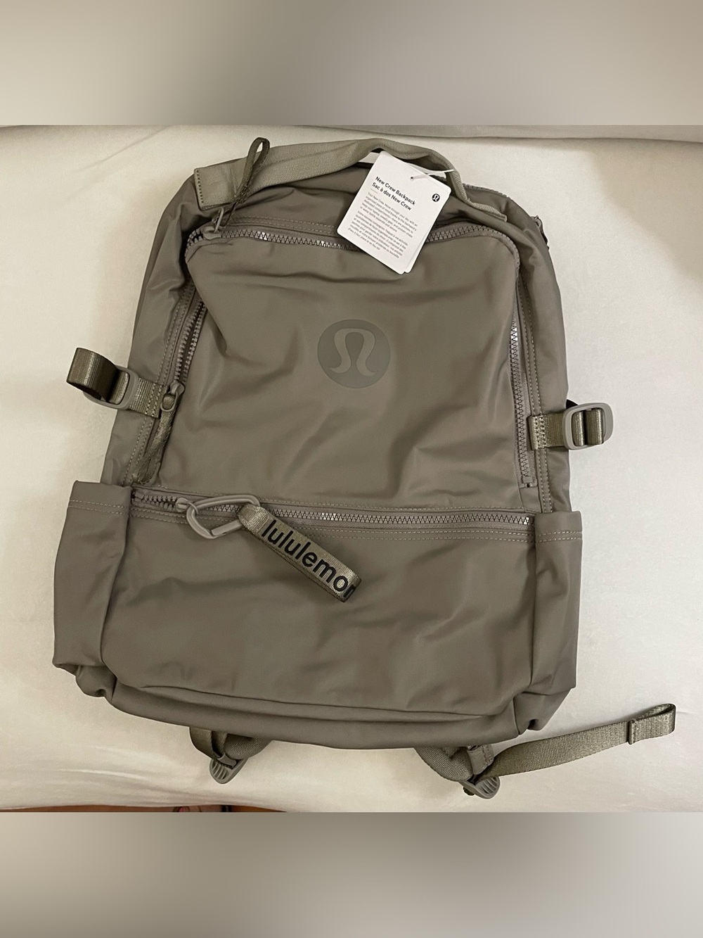 Lululemon NWT New Crew Backpack 22L Water Repellent Tan Green